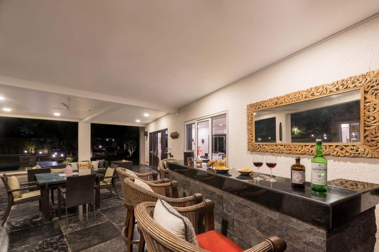 The Leaf By Stayvista - An Enchanting Escape Offering A Pool, Terrace, Lush Lawn, Contemporary Interiors, And Indoor Games Алибаг Екстериор снимка